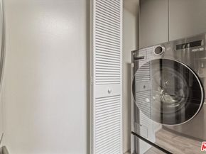 11124 Burbank Boulevard 212, North Hollywood CA 91601