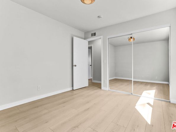 23335 Schoolcraft Street, West Hills CA 91307