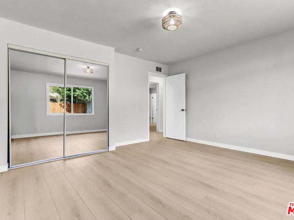 23335 Schoolcraft Street, West Hills CA 91307