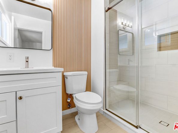 23335 Schoolcraft Street, West Hills CA 91307