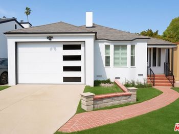 4243 W 58th Place
