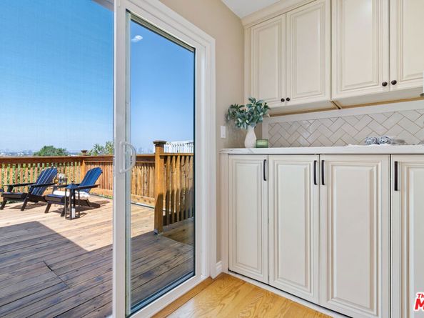 4113 Don Diablo Drive, Los Angeles CA 90008