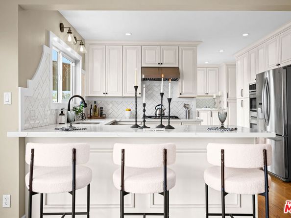 4113 Don Diablo Drive, Los Angeles CA 90008