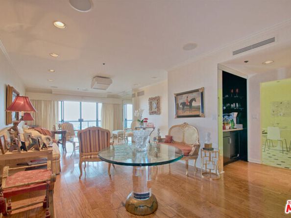10724 Wilshire Boulevard 1001, Los Angeles CA 90024