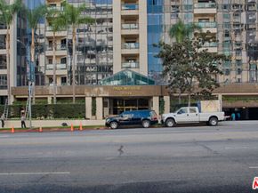 10724 Wilshire Boulevard 1001, Los Angeles CA 90024