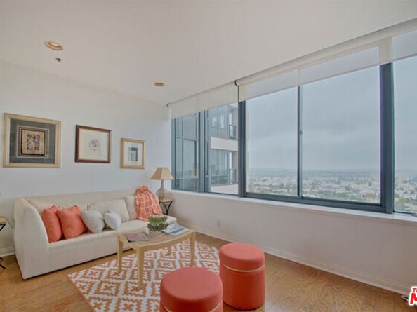 10724 Wilshire Boulevard 1001, Los Angeles CA 90024