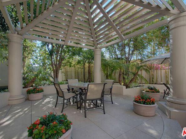 10724 Wilshire Boulevard 1001, Los Angeles CA 90024