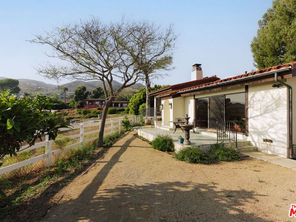 29660 Harvester Road, Malibu CA 90265