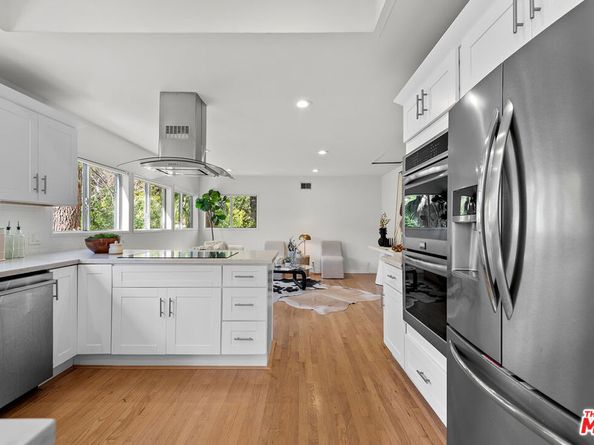 7229 Senalda Road, Los Angeles CA 90068