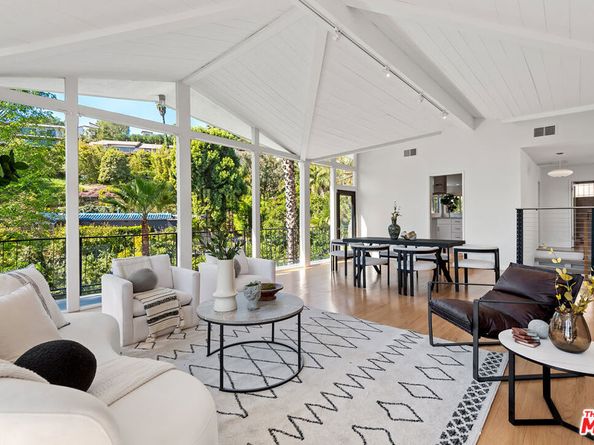 7229 Senalda Road, Los Angeles CA 90068