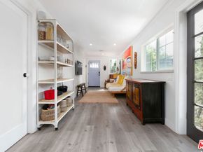 1016 Oakwood Avenue, Venice CA 90291