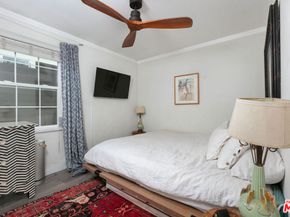 1016 Oakwood Avenue, Venice CA 90291