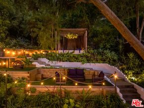 2940 N Beachwood Drive, Los Angeles CA 90068