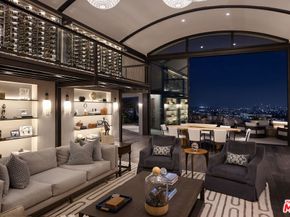 1641 Woods Drive, West Hollywood CA 90069