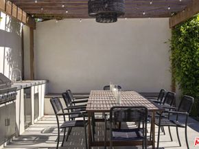 3952 Sutro Avenue, Los Angeles CA 90008