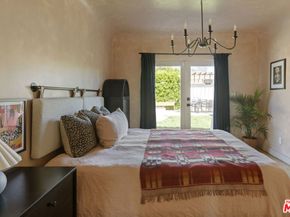 3952 Sutro Avenue, Los Angeles CA 90008