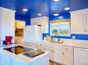 10562 Queen Avenue, La Mesa CA 91941