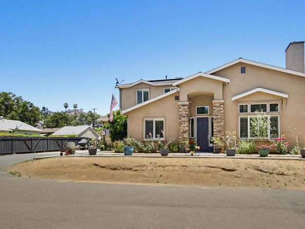 9111 Tropico, La Mesa CA 91941