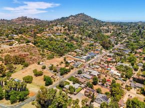 9111 Tropico, La Mesa CA 91941