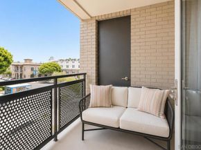 845 Fort Stockton Dr 302, San Diego CA 92103
