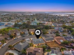 2003 Cecelia, San Diego CA 92110