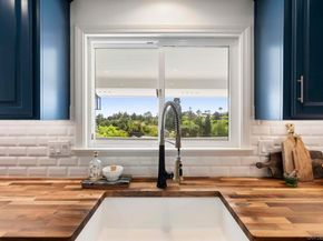 10409 Grandview Dr, La Mesa CA 91941