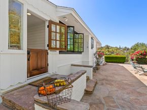 10409 Grandview Dr, La Mesa CA 91941
