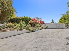 10409 Grandview Dr, La Mesa CA 91941