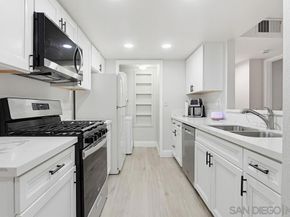 9418 Twin Trails Dr 102, San Diego CA 92129