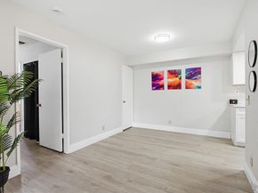 9418 Twin Trails Dr 102, San Diego CA 92129