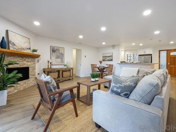 8860 Villa La Jolla Drive 217, La Jolla CA 92037