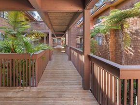 8860 Villa La Jolla Drive 217, La Jolla CA 92037