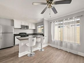 1643 Pentecost Way 4, San Diego CA 92105