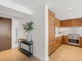 888 W E Street 2206, San Diego CA 92101