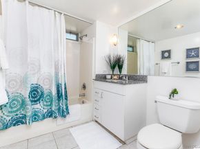 425 W Beech St 327, San Diego CA 92101