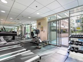 425 W Beech St 327, San Diego CA 92101