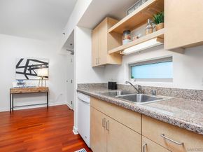 425 W Beech St 327, San Diego CA 92101