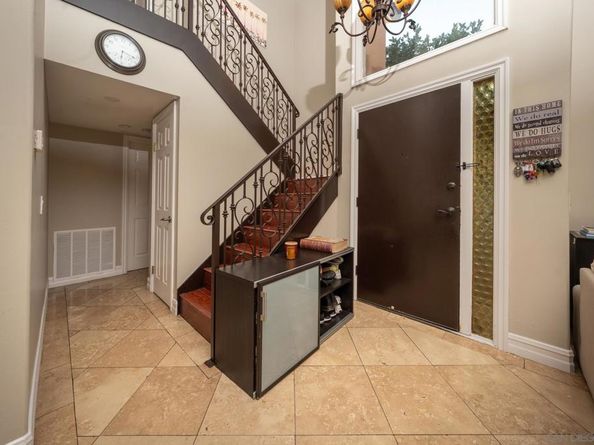 18097 Valladares Dr, San Diego CA 92127