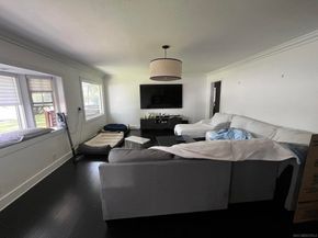 1625 Stewart St, Oceanside CA 92054