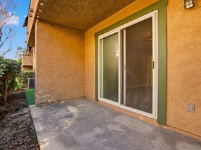 10794 Jeanne Ter E, Santee CA 92071