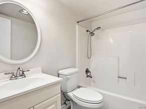 10794 Jeanne Ter E, Santee CA 92071