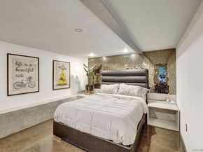 6920 Treasure Trail, Los Angeles CA 90068