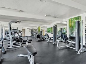 3050 Rue D'Orleans 461, San Diego CA 92110