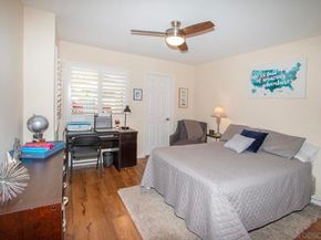 12825 Via Moura, San Diego CA 92128