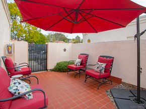 12825 Via Moura, San Diego CA 92128