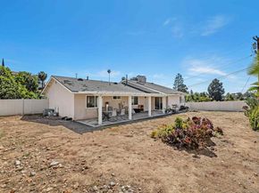 9350 Golondrina Dr, La Mesa CA 91941