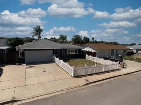 13035 Laurel St., Lakeside CA 92040