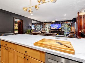 1775 Diamond 105, San Diego CA 92109