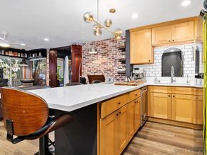 1775 Diamond 105, San Diego CA 92109