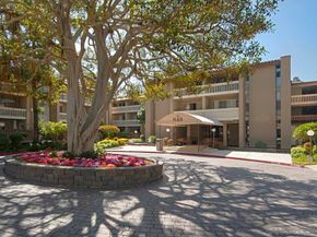 1775 Diamond 105, San Diego CA 92109